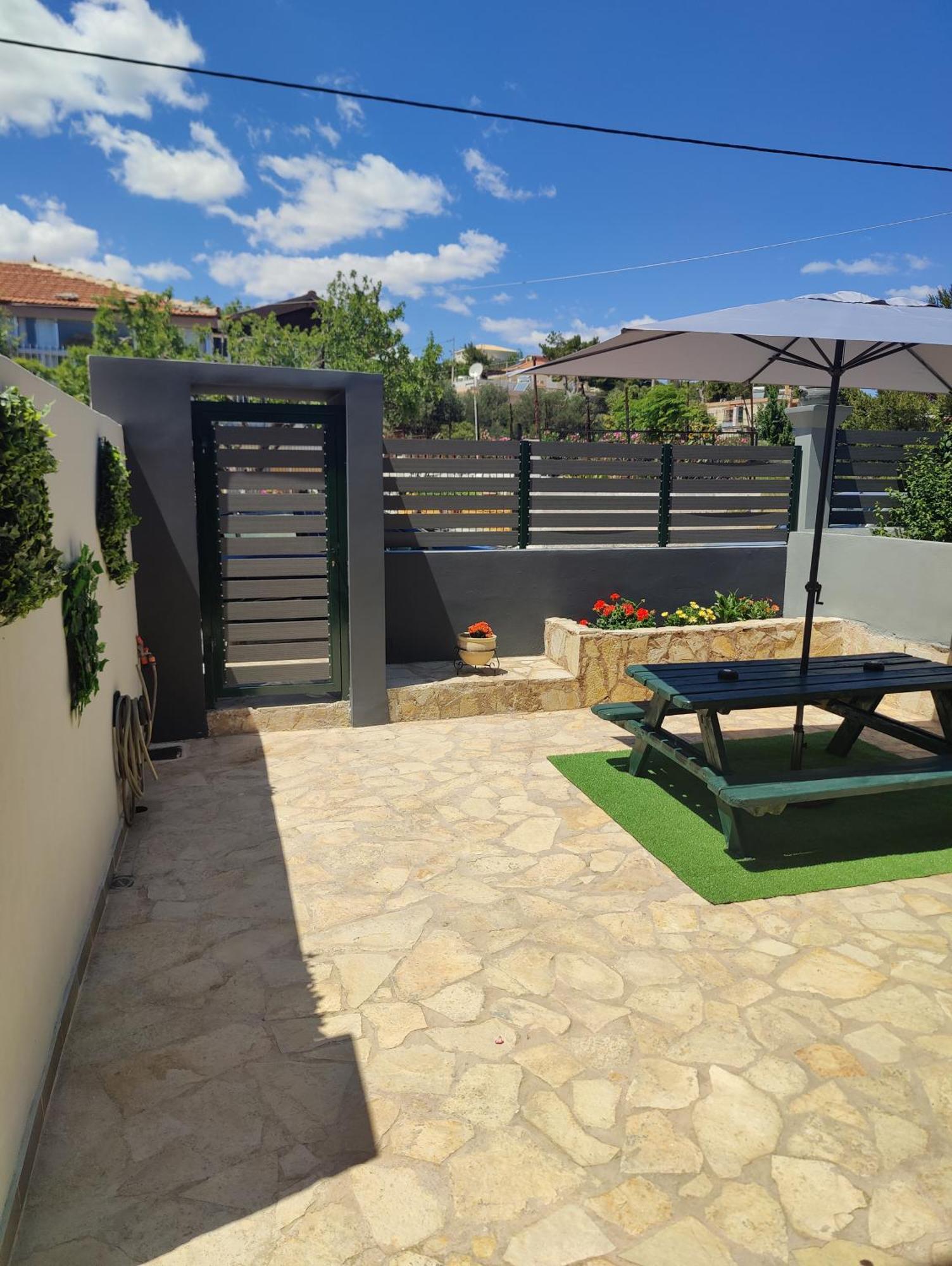 John'S Modern Apartments Artemida Экстерьер фото